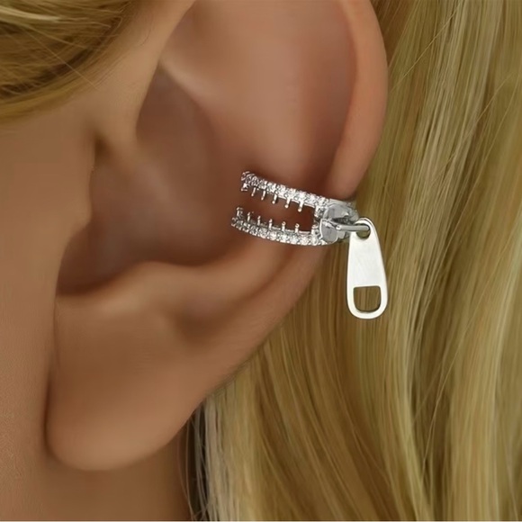 Zipper ear cuff - Picture 2 of 3